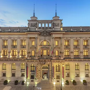 ***** Hotel Nh Collection Carlo Iv Česká republika